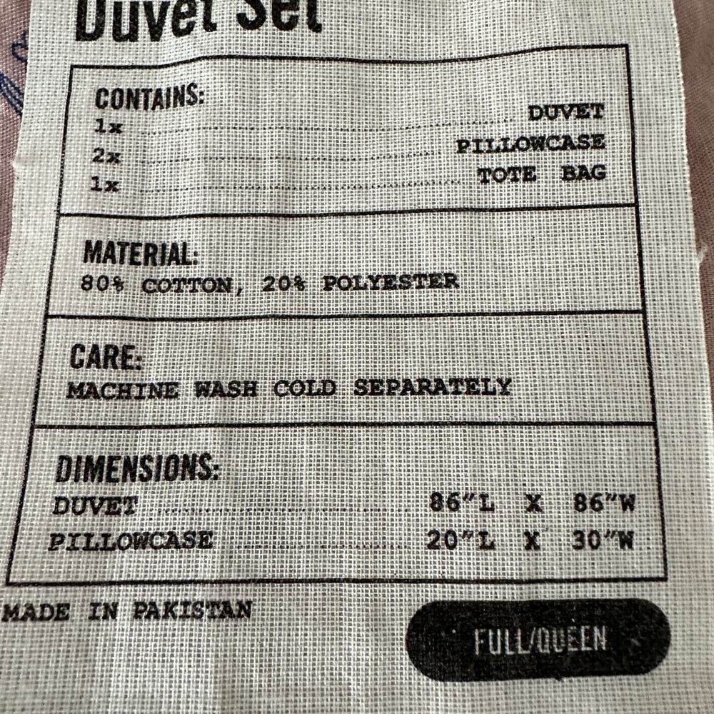 Urban Outfitters  duvet set with pillow cases